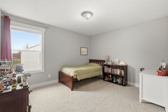 8433 Sunnyview Road Se, Caledonia Twp, MI 49316