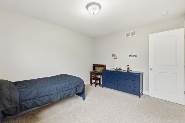 8433 Sunnyview Road Se, Caledonia Twp, MI 49316