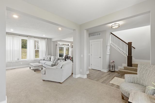 8433 Sunnyview Road Se, Caledonia Twp, MI 49316