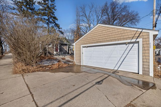 5257 Zenith Avenue S, Minneapolis, MN 55410