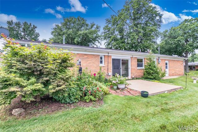 787 Chevron Drive, St Louis, MO 63125