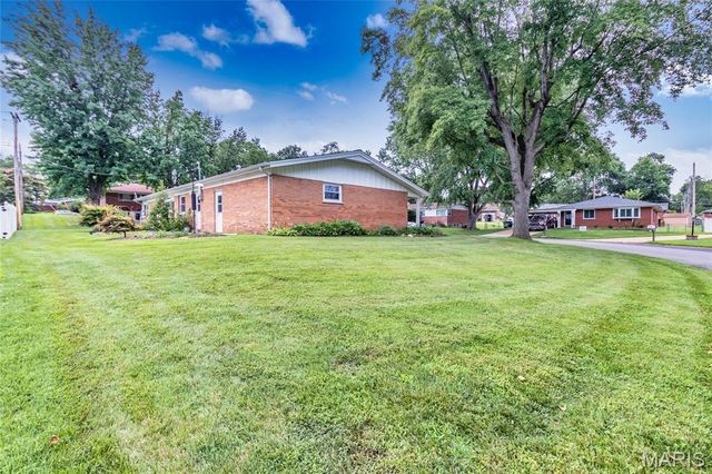 787 Chevron Drive, St Louis, MO 63125