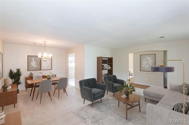 787 Chevron Drive, St Louis, MO 63125