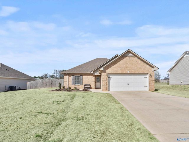 27556 N Wales Road, Elkmont, AL 35620