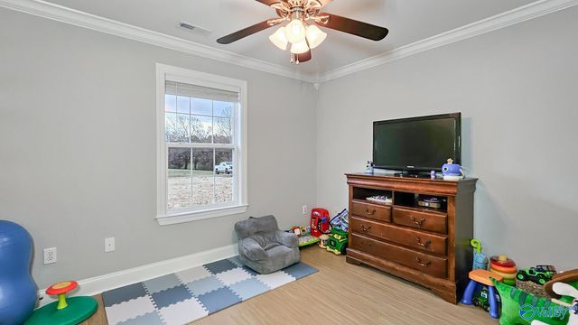 27556 N Wales Road, Elkmont, AL 35620