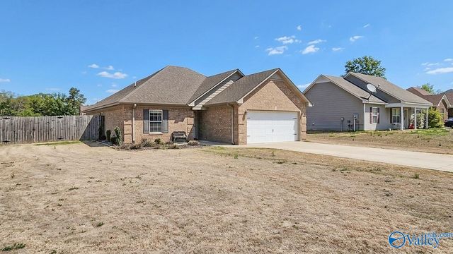 27556 N Wales Road, Elkmont, AL 35620