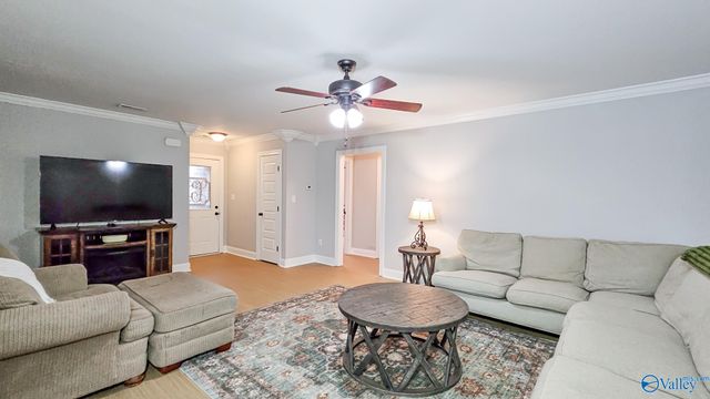 27556 N Wales Road, Elkmont, AL 35620