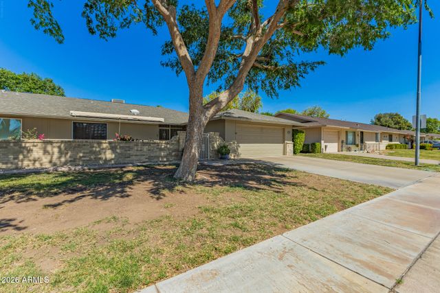 17670 N DEL WEBB Boulevard, Sun City, AZ 85373