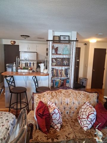 80 Main St 9, Malden, MA 02148