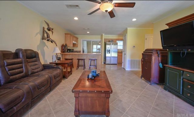 1605 West Boundary, Mena, AR 71953