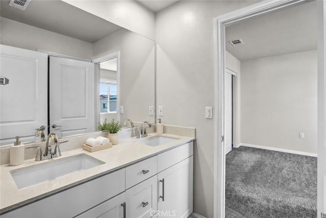 475 Meyer, Upland, CA 91786