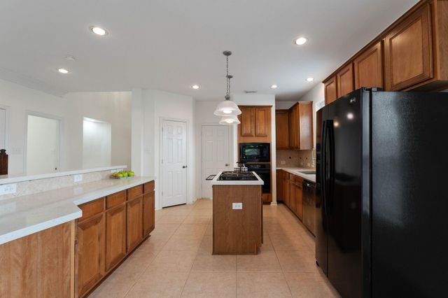 11 Korbel Ct, The Woodlands, TX 77382