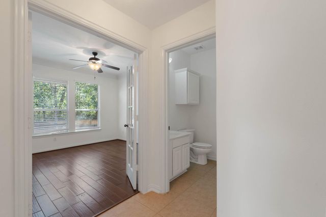 11 Korbel Ct, The Woodlands, TX 77382