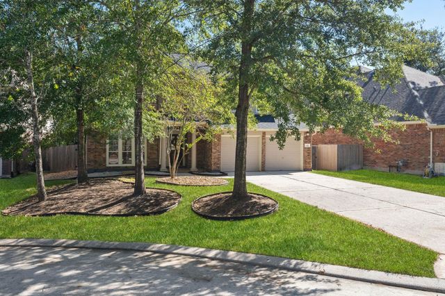 11 Korbel Ct, The Woodlands, TX 77382