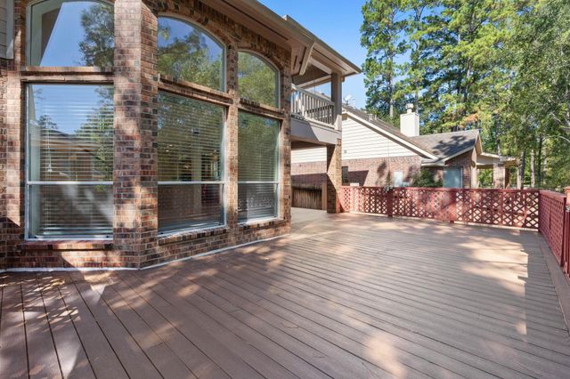 11 Korbel Ct, The Woodlands, TX 77382