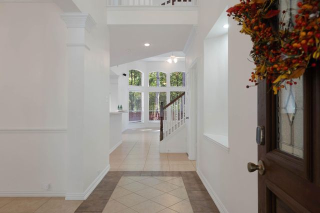 11 Korbel Ct, The Woodlands, TX 77382