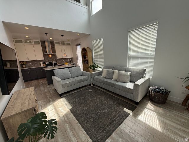 10621 S LAMOND DR, South Jordan, UT 84009