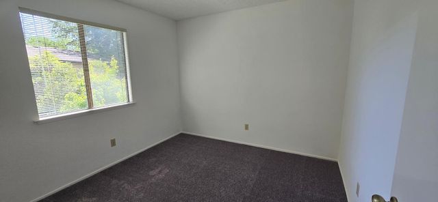 7405 Flowerwood, Sacramento, CA 95831