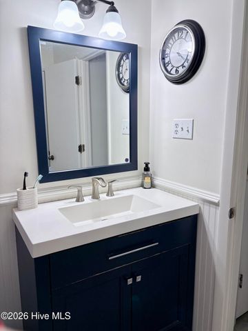 905 E Wilmington Street, Burgaw, NC 28425