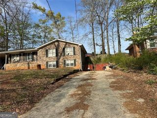 50 Dillard Drive NE, Kennesaw, GA 30144