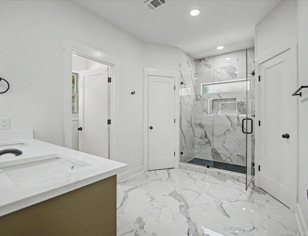 125 Glock Lane, Hot Springs, AR 71913