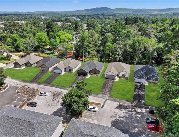125 Glock Lane, Hot Springs, AR 71913