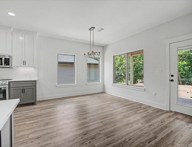 125 Glock Lane, Hot Springs, AR 71913