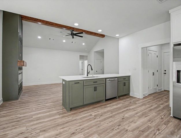 125 Glock Lane, Hot Springs, AR 71913