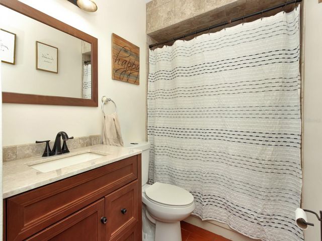 8644 LYONIA DRIVE, Orlando, FL 32825