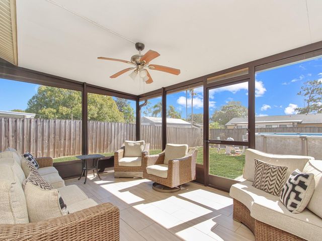 8644 LYONIA DRIVE, Orlando, FL 32825