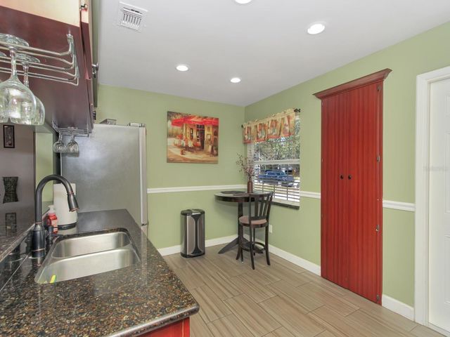 8644 LYONIA DRIVE, Orlando, FL 32825