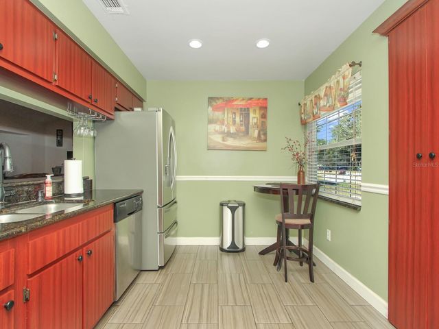 8644 LYONIA DRIVE, Orlando, FL 32825