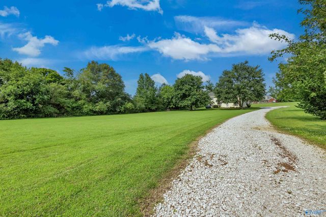 152 Old Vaughn Bridge Road, Hartselle, AL 35640