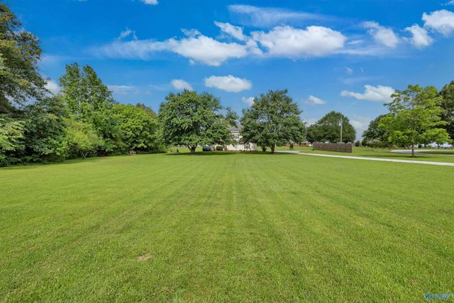 152 Old Vaughn Bridge Road, Hartselle, AL 35640