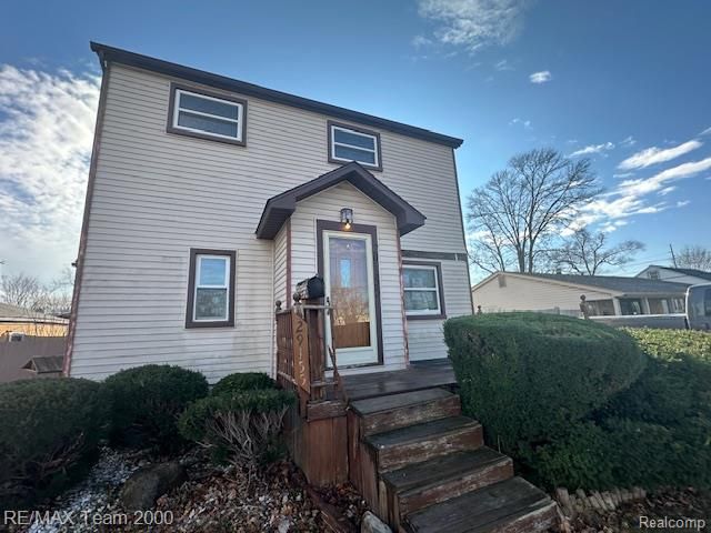 29155 John Hauk Street, Garden City, MI 48135