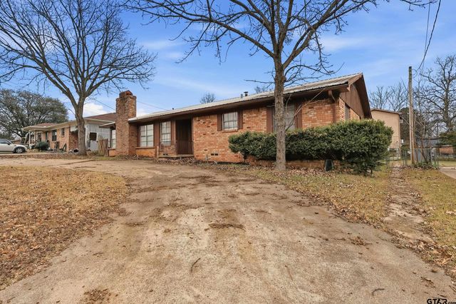 128 Laura Dr., Mineola, TX 75773