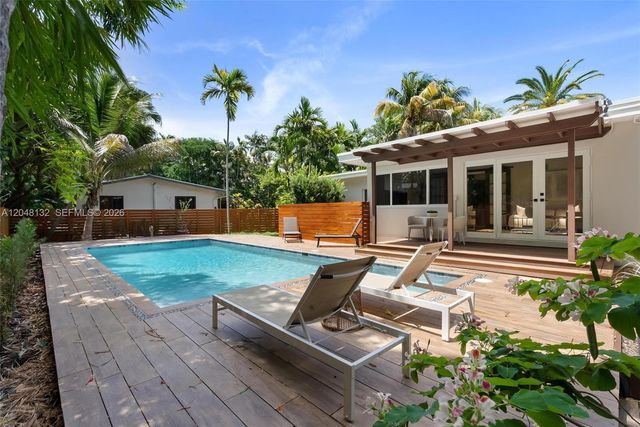 12045 Griffing Blvd, Biscayne Park, FL 33161