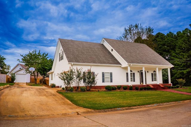 108 Day Drive, Monticello, AR 71655