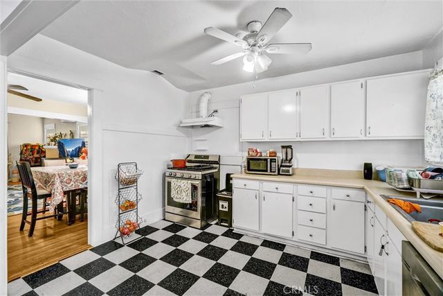 833 S Lemon Street, Anaheim, CA 92805