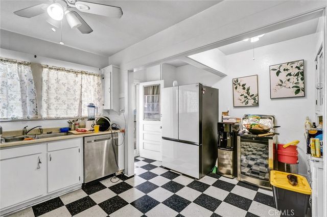 833 S Lemon Street, Anaheim, CA 92805