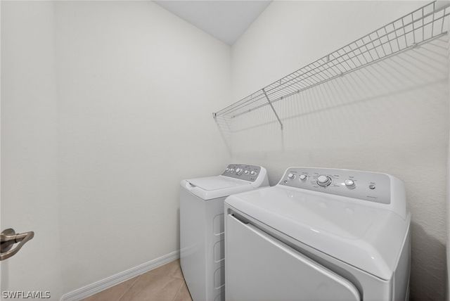 2220 Dragonfruit WAY, Naples, FL 34120