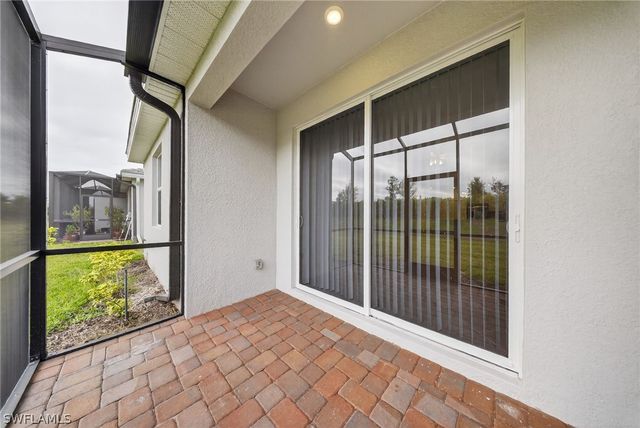 2220 Dragonfruit WAY, Naples, FL 34120