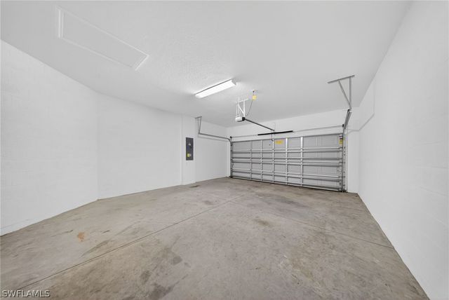 2220 Dragonfruit WAY, Naples, FL 34120