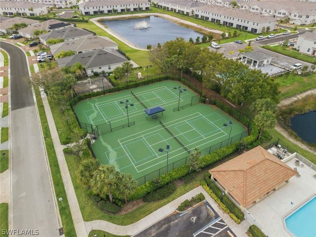 2220 Dragonfruit WAY, Naples, FL 34120