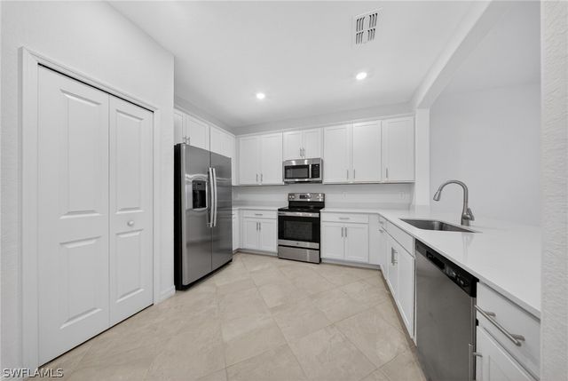 2220 Dragonfruit WAY, Naples, FL 34120