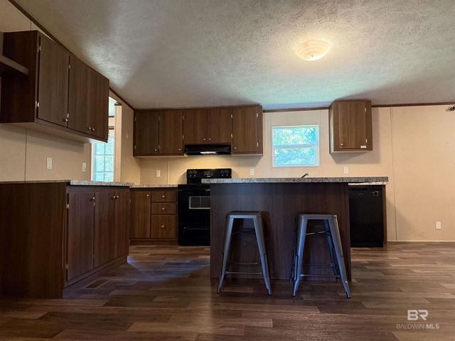 279 Travis Road, Brewton, AL 36426