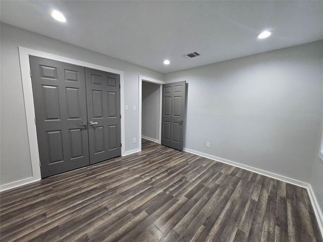 507 W 1st ST, Flatonia, TX 78941