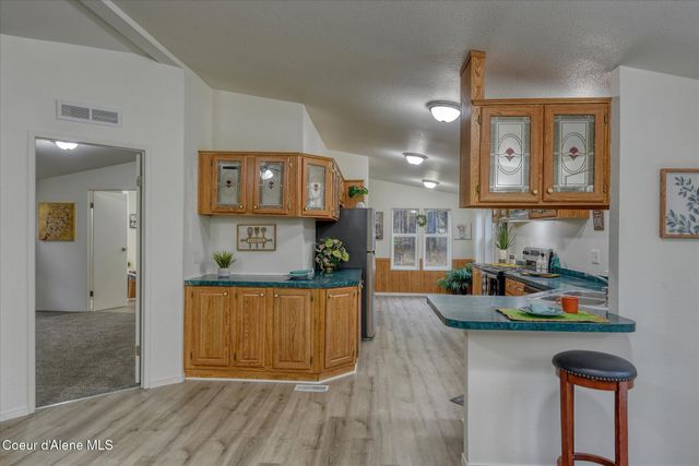 16682 N Radian Rd, Rathdrum, ID 83858