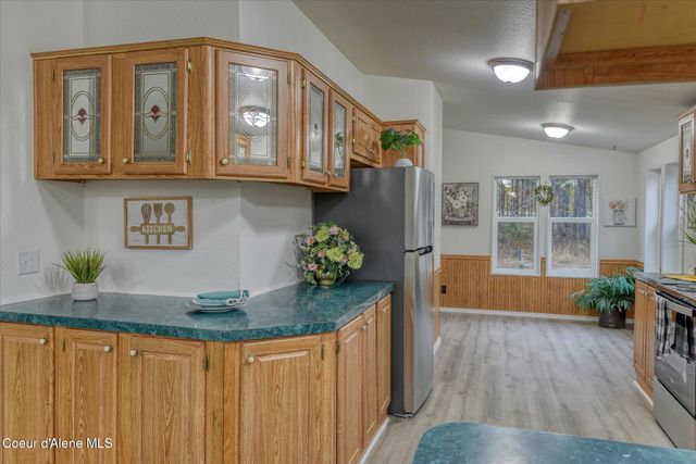 16682 N Radian Rd, Rathdrum, ID 83858