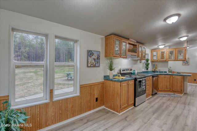 16682 N Radian Rd, Rathdrum, ID 83858